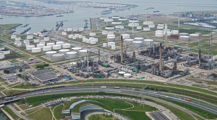 BP, Nouryon en Havenbedrijf Rotterdam werken samen aan studie naar groene waterstof