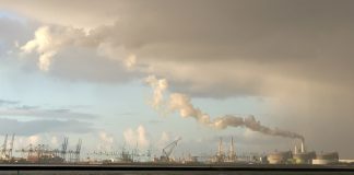 Rotterdamse industrie stoot minder CO2 uit