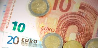 Geld briefjes en euros