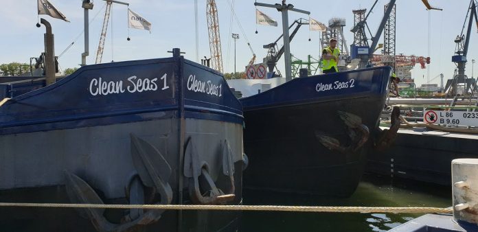 Scrubbers clean seas Port of Rotterdam
